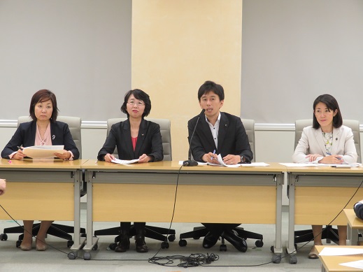待機児童数の調査結果について
