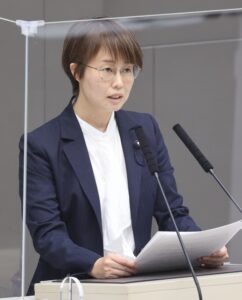 本会議　福手ゆう子都議（文京区選出）の討論