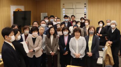 都内小中学校の学校給食無償化へ東京都の全額補助を求める要望
