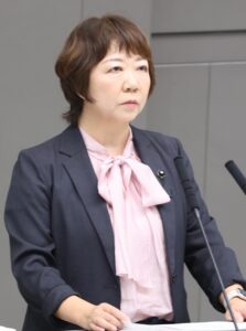 本会議　とや英津子都議(練馬区選出)の代表質問