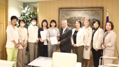 「生活できる最低賃金への引き上げを求める申し入れ【知事宛】」について